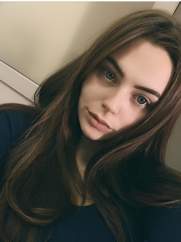 Анюта привлекательная девушка из Новотитаровская цена от 1500 руб