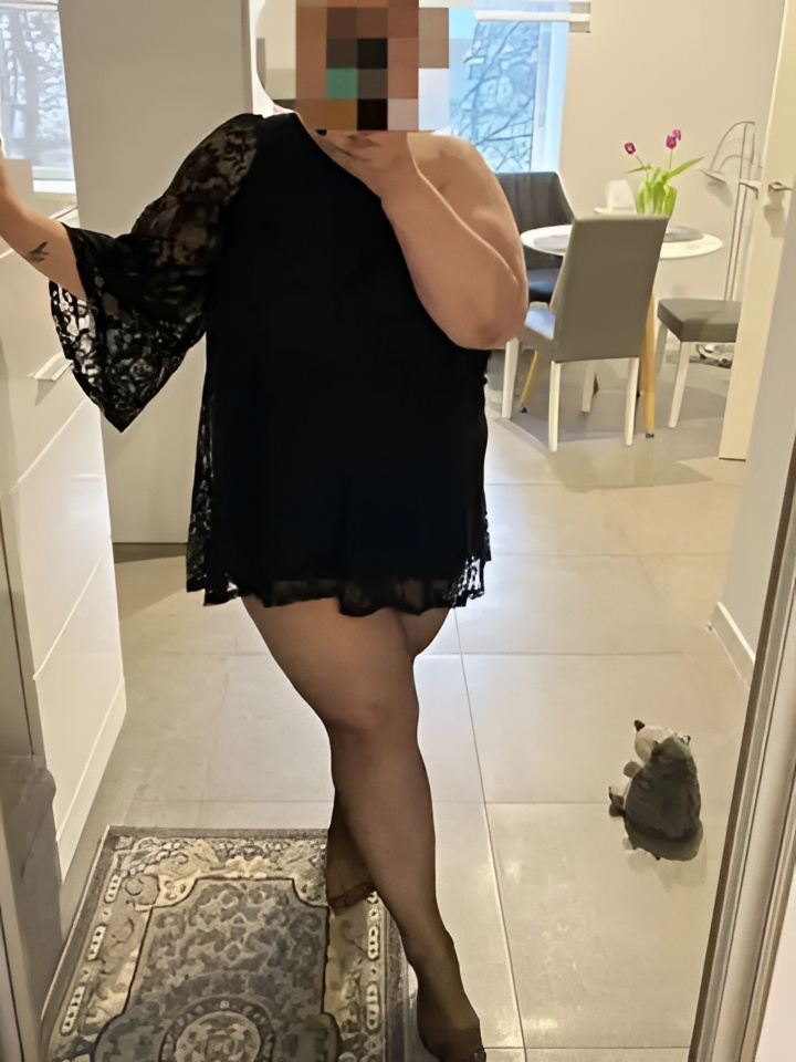 Милослава привлекательная девушка из Новотитаровская цена от 1500 руб