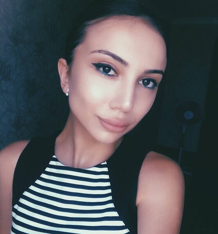 Светлана привлекательная девушка из Новотитаровская цена от 3500 руб