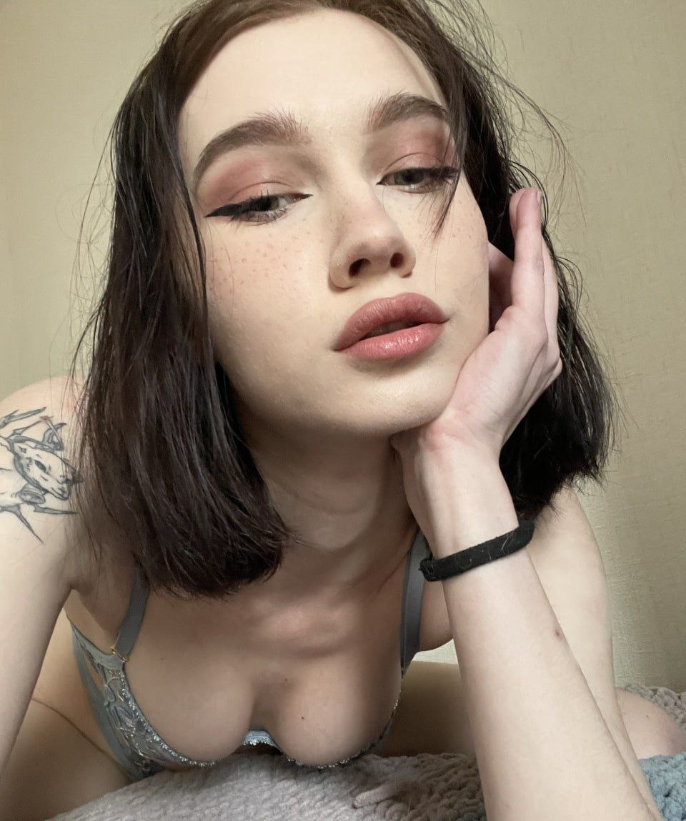 Яна привлекательная девушка из Новотитаровская цена от 3000 руб