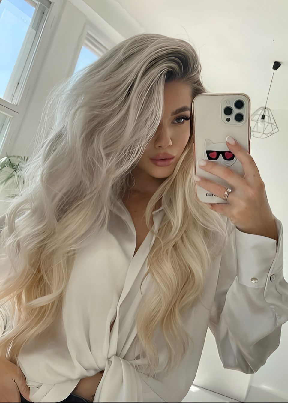 ЗАБАВА привлекательная девушка из Новотитаровская цена от 18000 руб