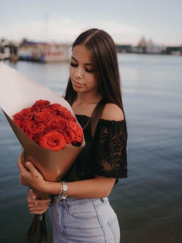 Люда из Новотитаровская