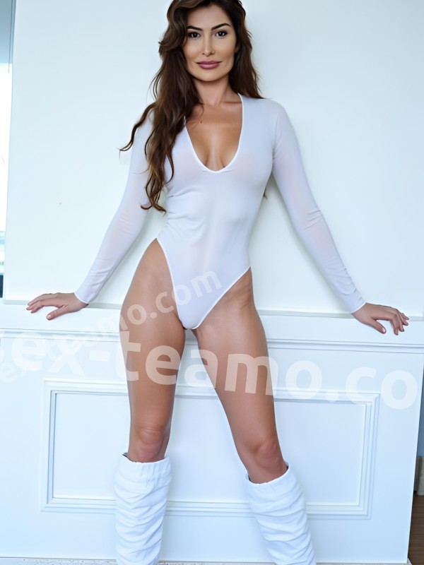 Нора из Новотитаровская